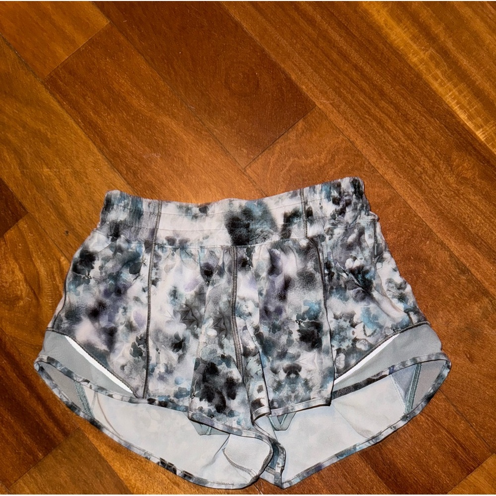 Women’s size 4 shirts